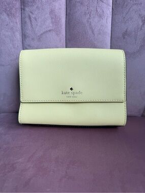 Kate Spade Perry Saffiano Leather Crossbody EUC